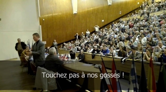 “Pédophiles en prison !” L’Action Française interrompt une conférence de Daniel Cohn-Bendit